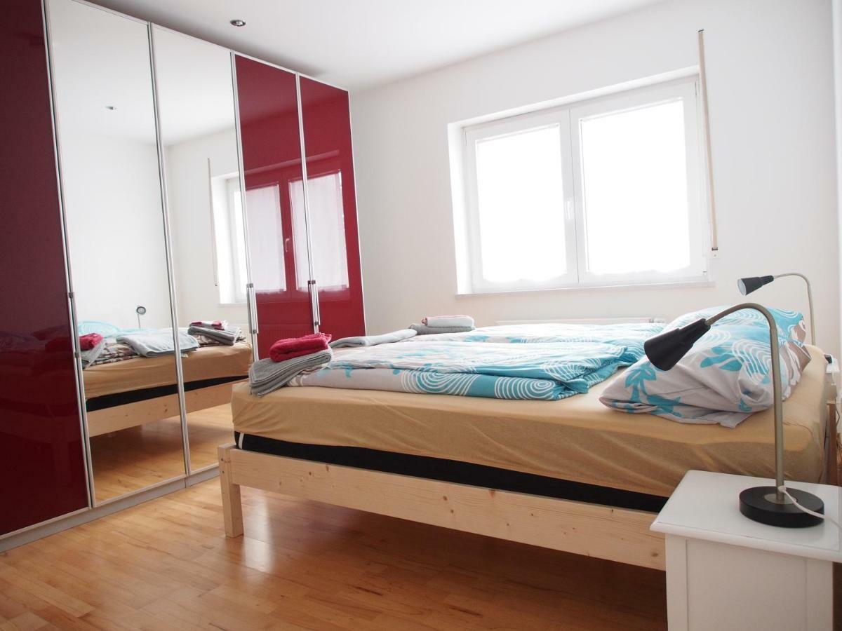 Messe-/Ferienwohnung Nuremberg ภายนอก รูปภาพ
